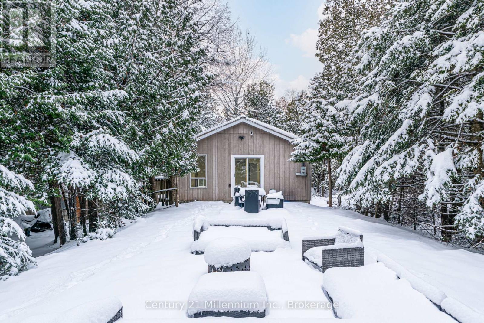 1025 West Road, Northern Bruce Peninsula, ON - Outdoor