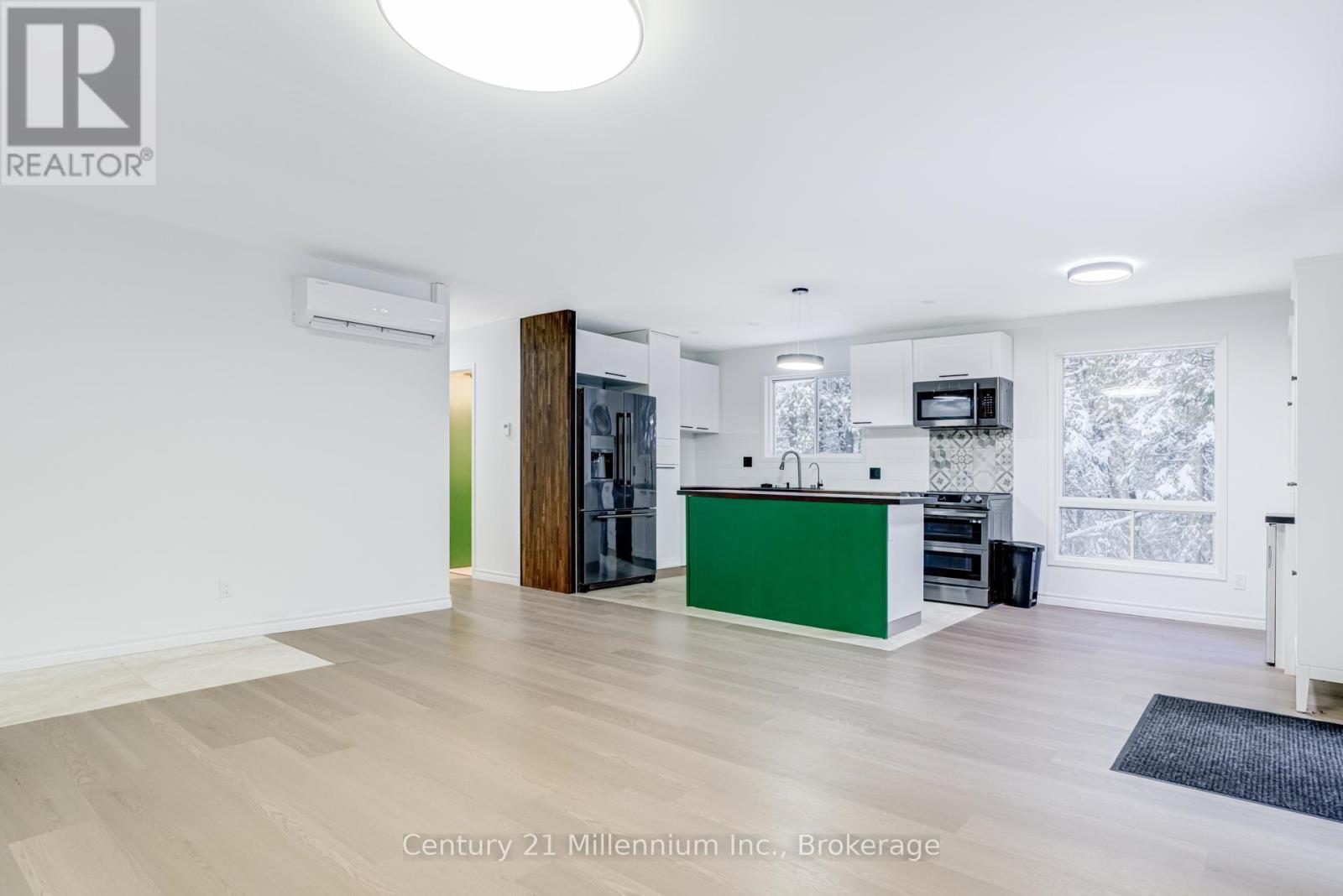 1025 West Road, Northern Bruce Peninsula, ON - Indoor