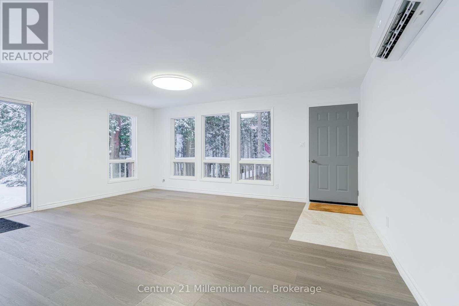 1025 West Road, Northern Bruce Peninsula, ON - Indoor Photo Showing Other Room