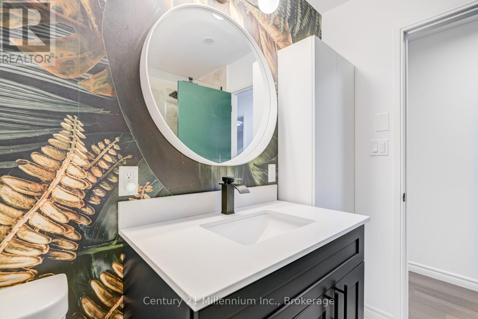 1025 West Road, Northern Bruce Peninsula, ON - Indoor Photo Showing Bathroom