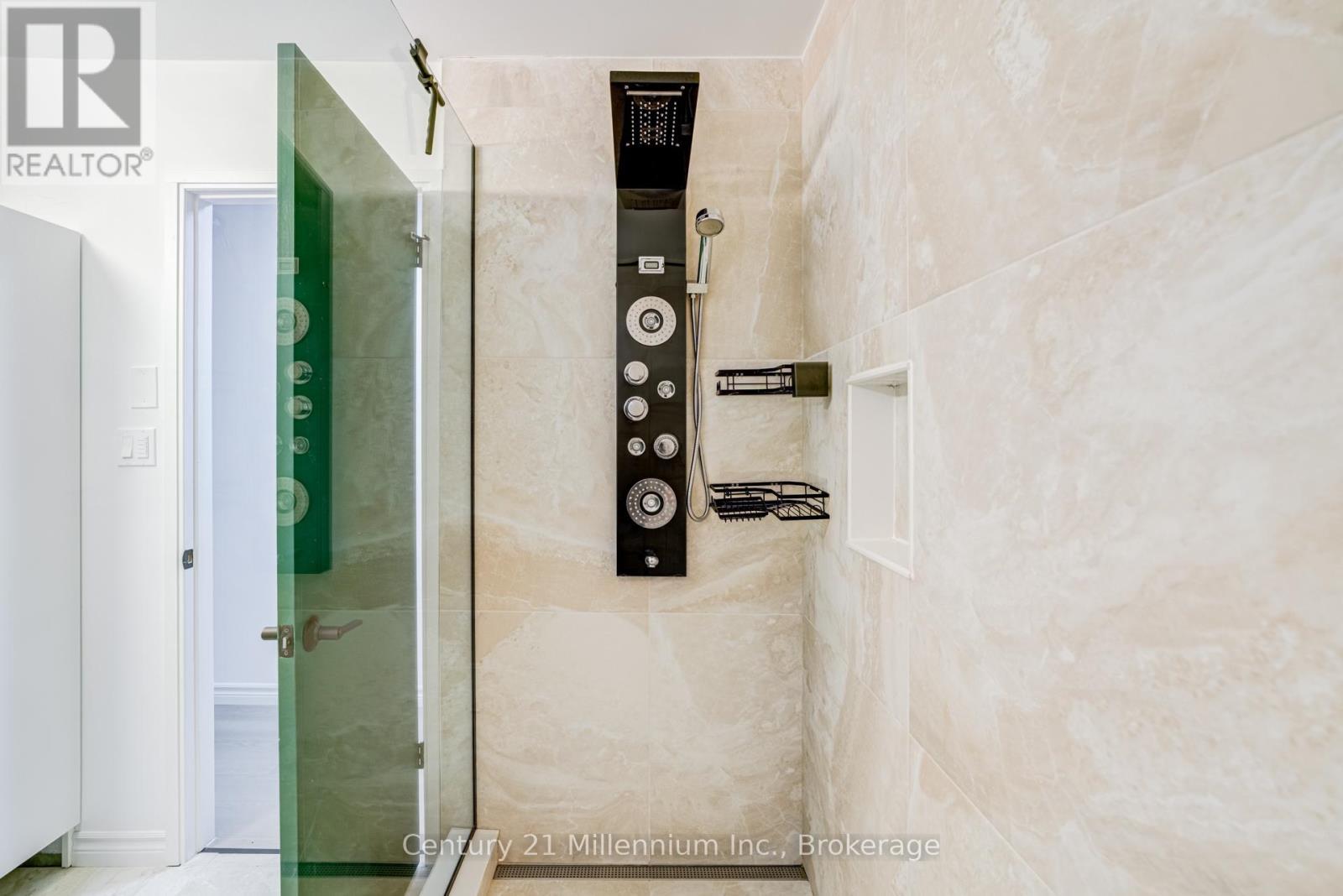 1025 West Road, Northern Bruce Peninsula, ON - Indoor