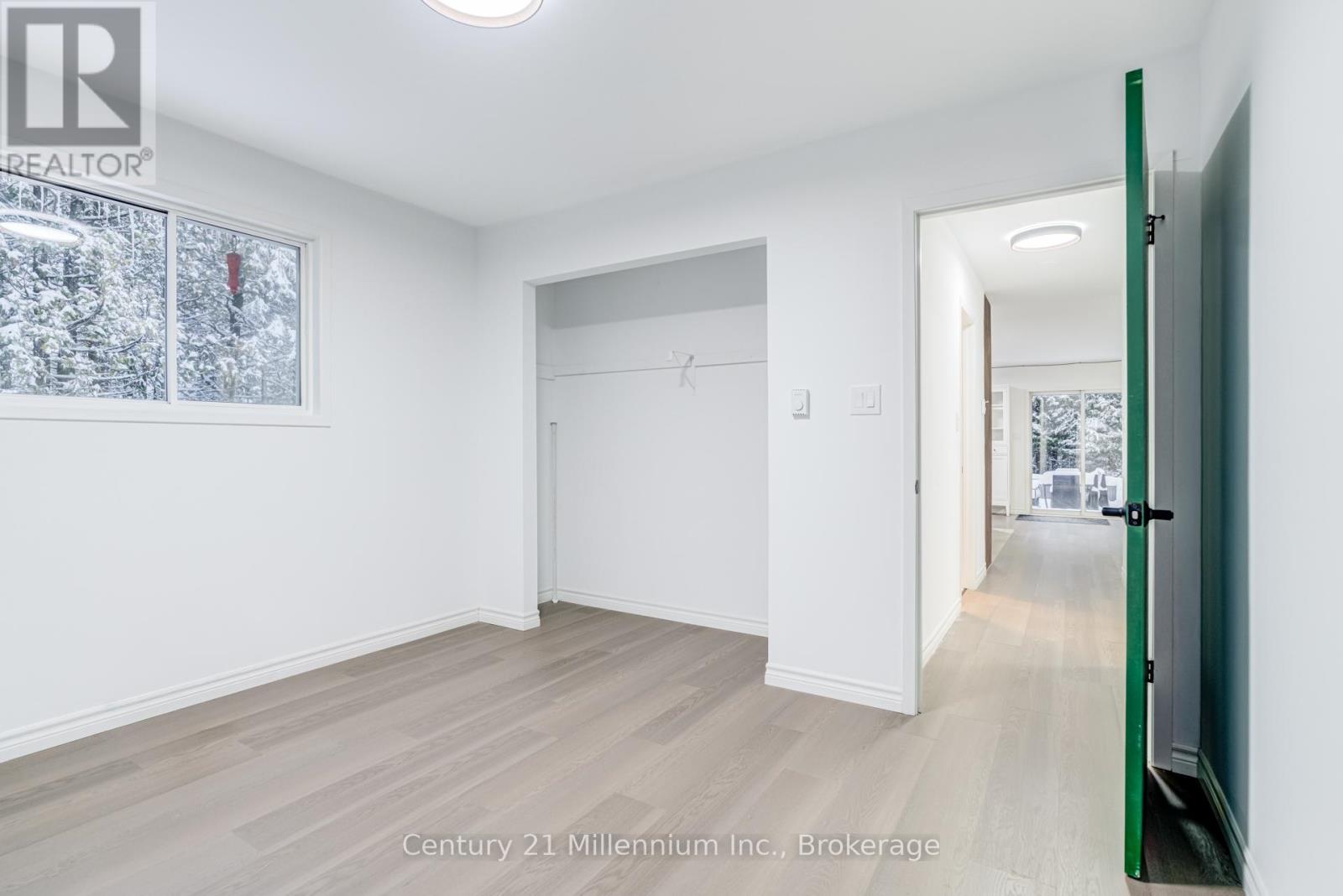 1025 West Road, Northern Bruce Peninsula, ON - Indoor Photo Showing Other Room