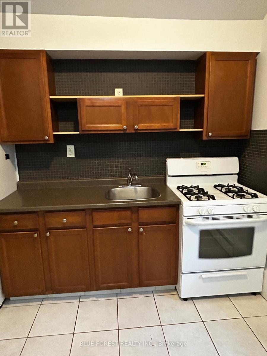 3 - 1 Waverly Place, London East (East F), ON