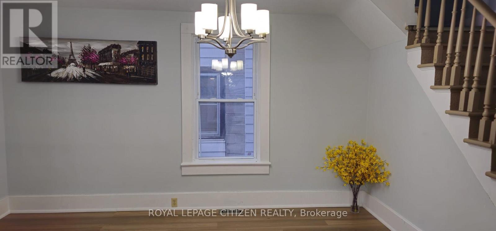 92 Mill Street W, Greater Napanee, ON - Indoor Photo Showing Other Room