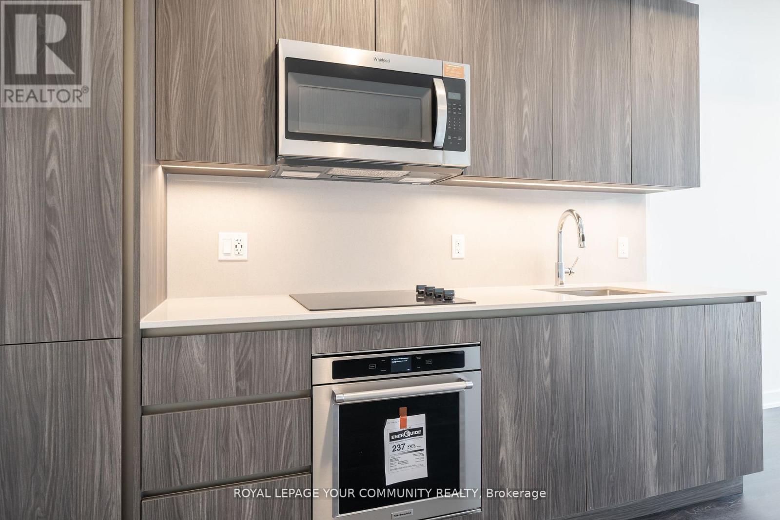 1315 - 15 Richardson Street, Toronto, ON - Indoor Photo Showing Kitchen