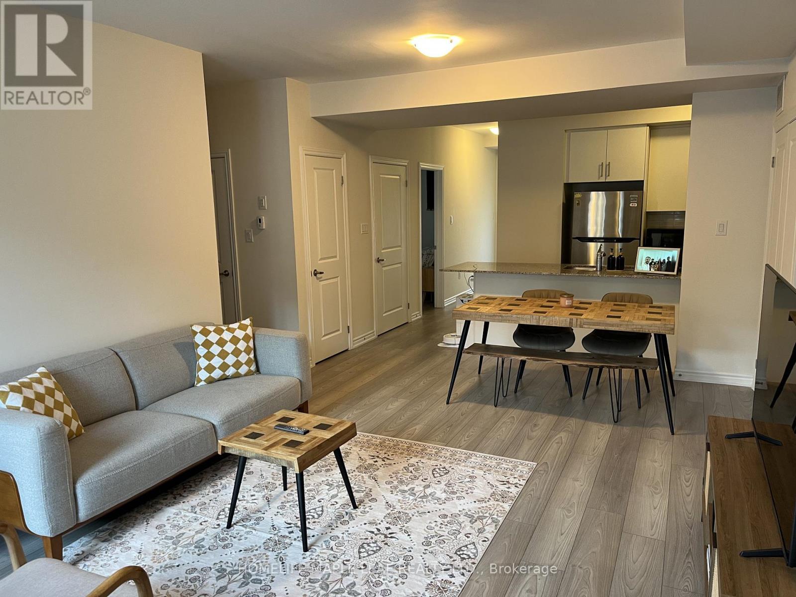 46 - 45 Knotsberry Circle, Brampton, ON - Indoor Photo Showing Living Room