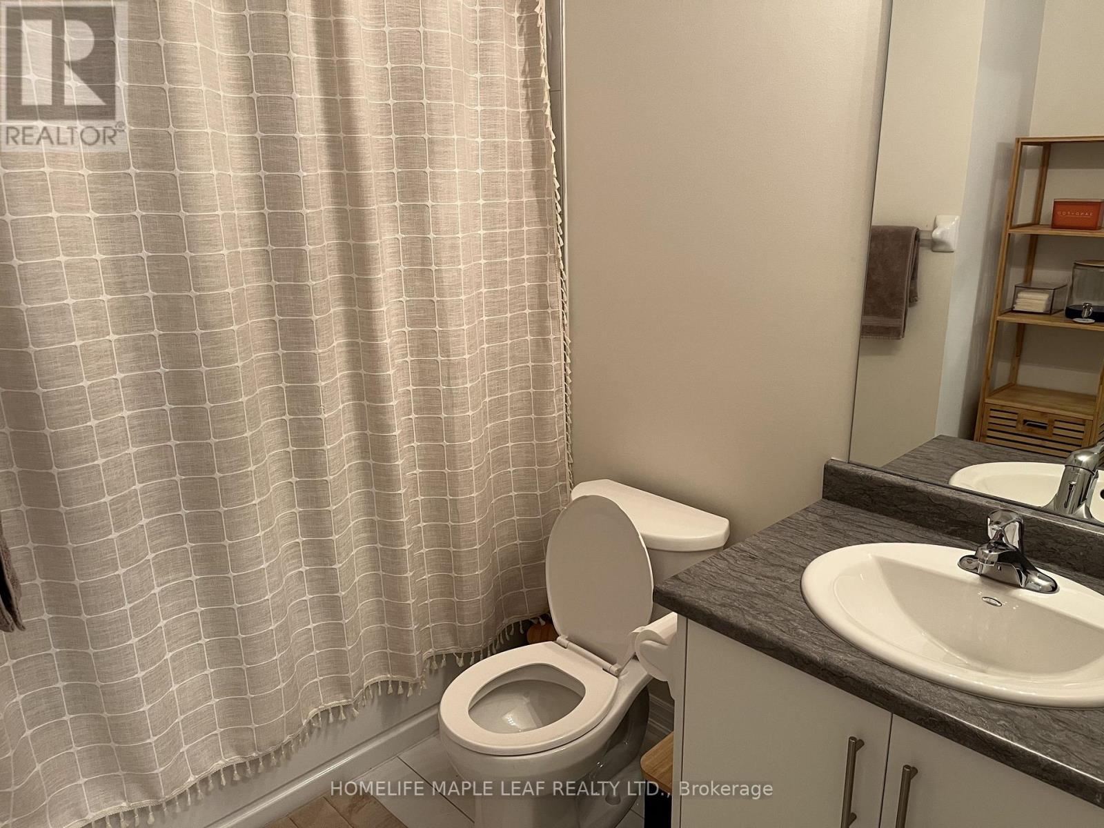 46 - 45 Knotsberry Circle, Brampton, ON - Indoor Photo Showing Bathroom