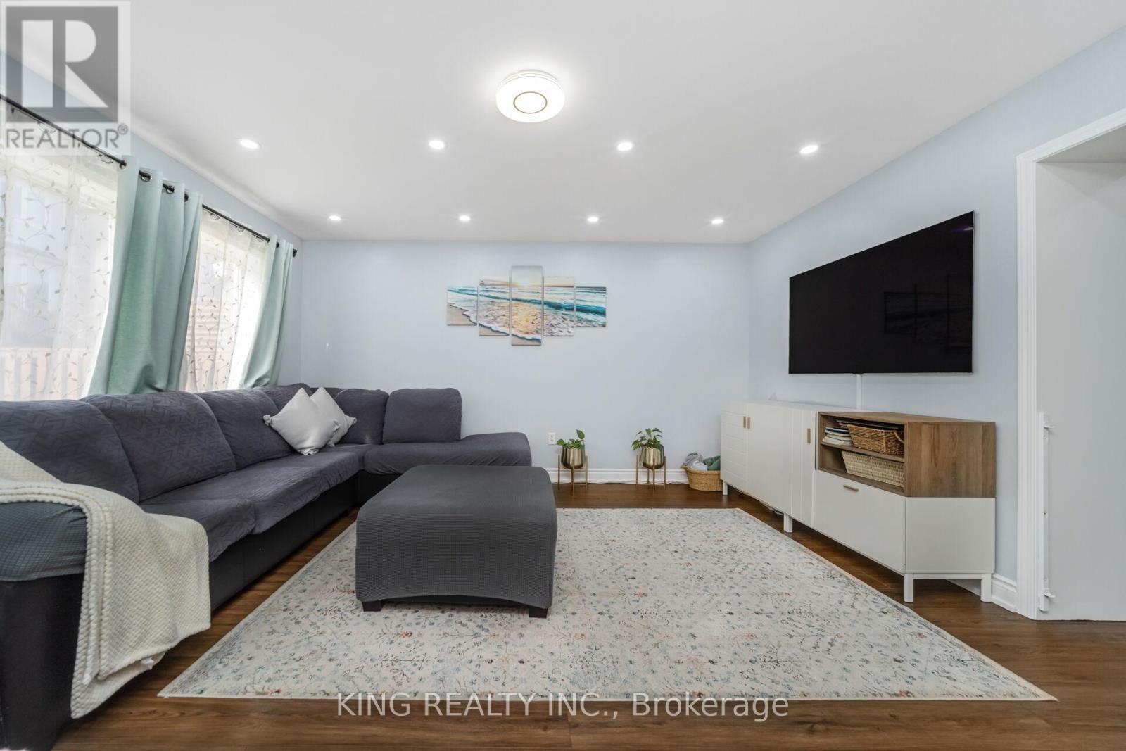 87 Fletcher Circle, Cambridge, ON - Indoor Photo Showing Living Room