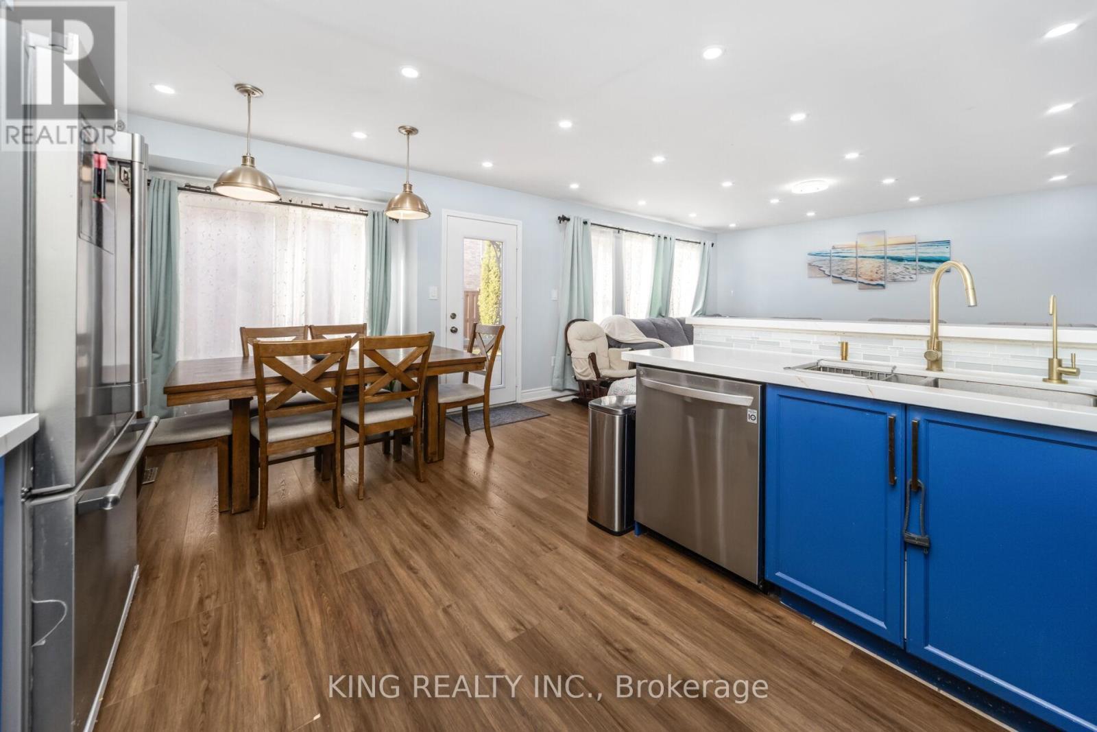 87 Fletcher Circle, Cambridge, ON - Indoor Photo Showing Other Room