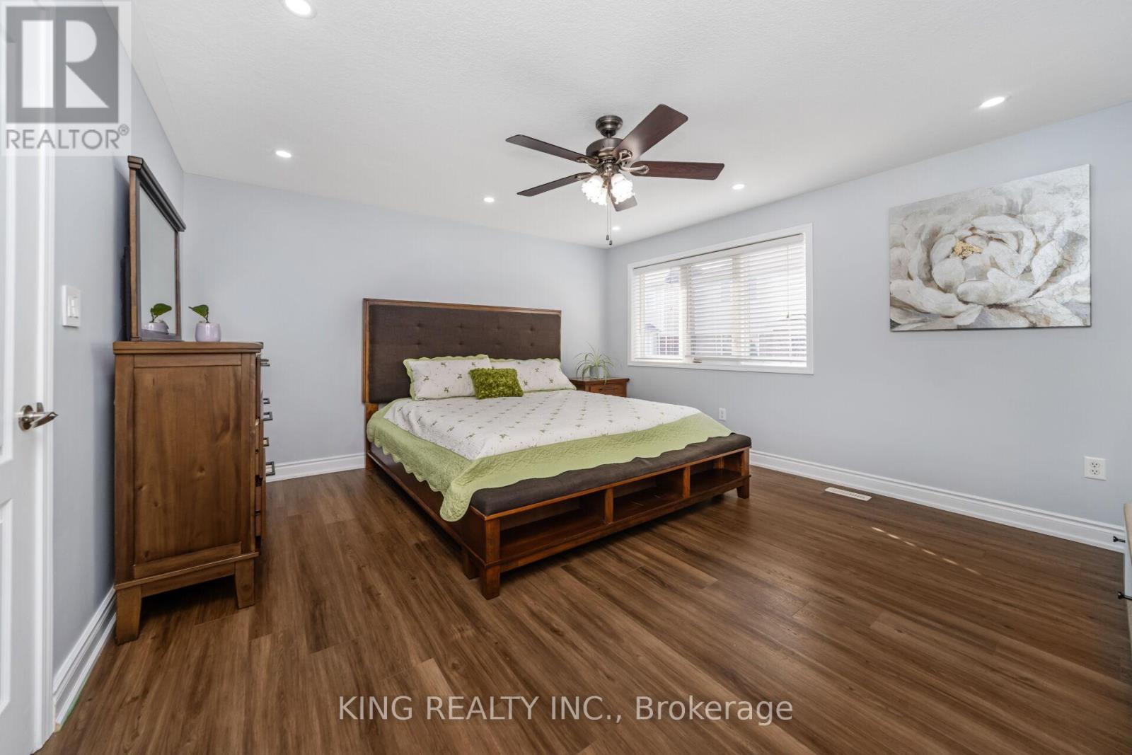87 Fletcher Circle, Cambridge, ON - Indoor Photo Showing Bedroom