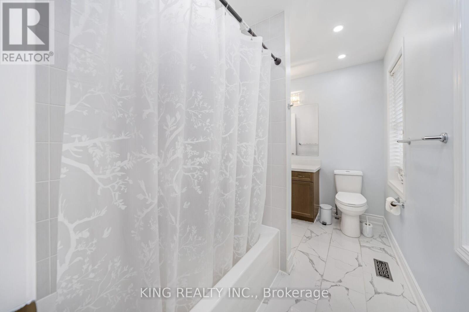 87 Fletcher Circle, Cambridge, ON - Indoor Photo Showing Bathroom