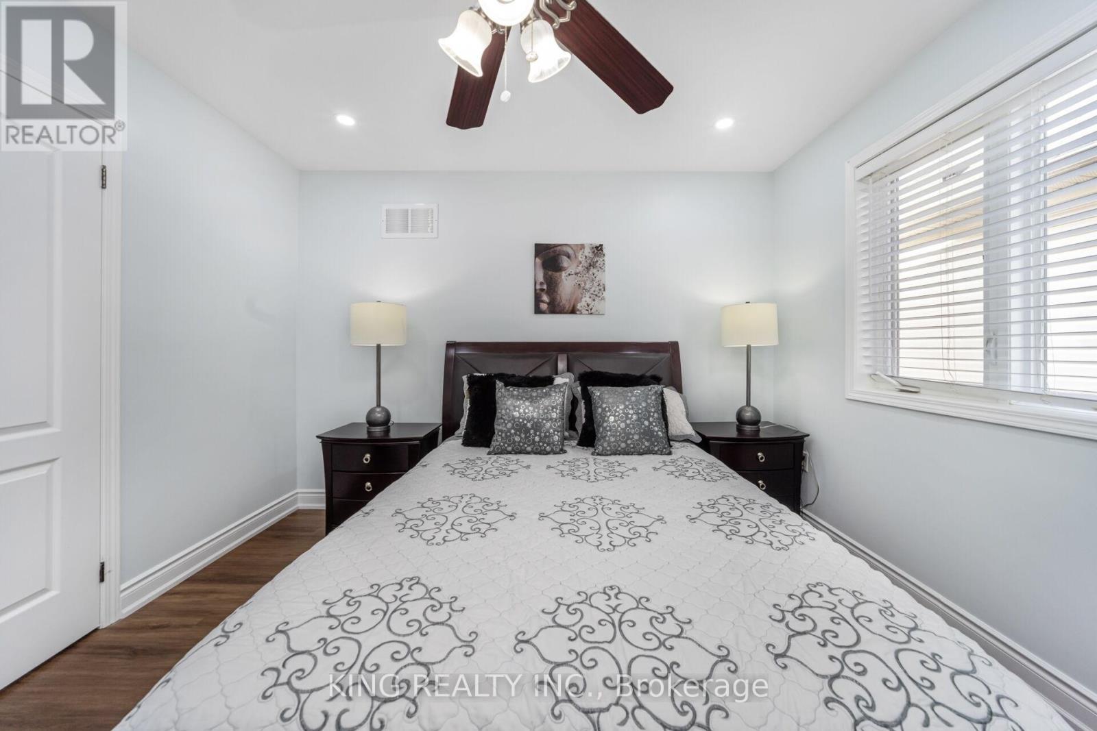 87 Fletcher Circle, Cambridge, ON - Indoor Photo Showing Bedroom