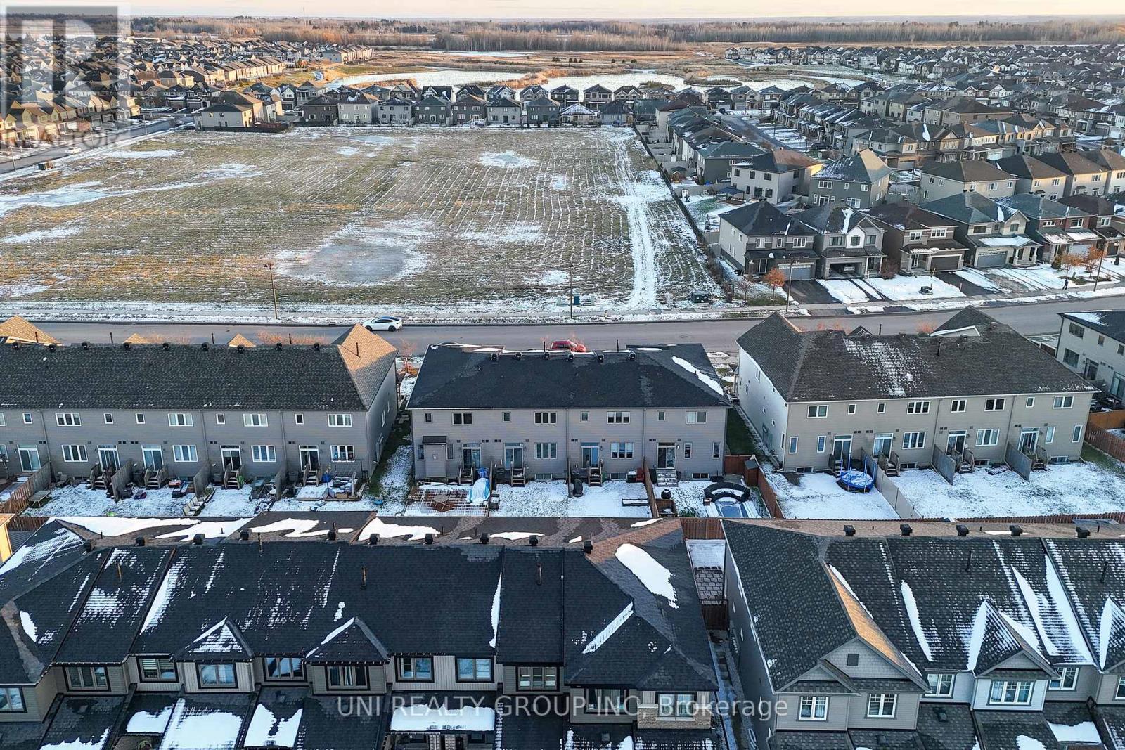 715 Decoeur Drive, Ottawa, ON - Outdoor