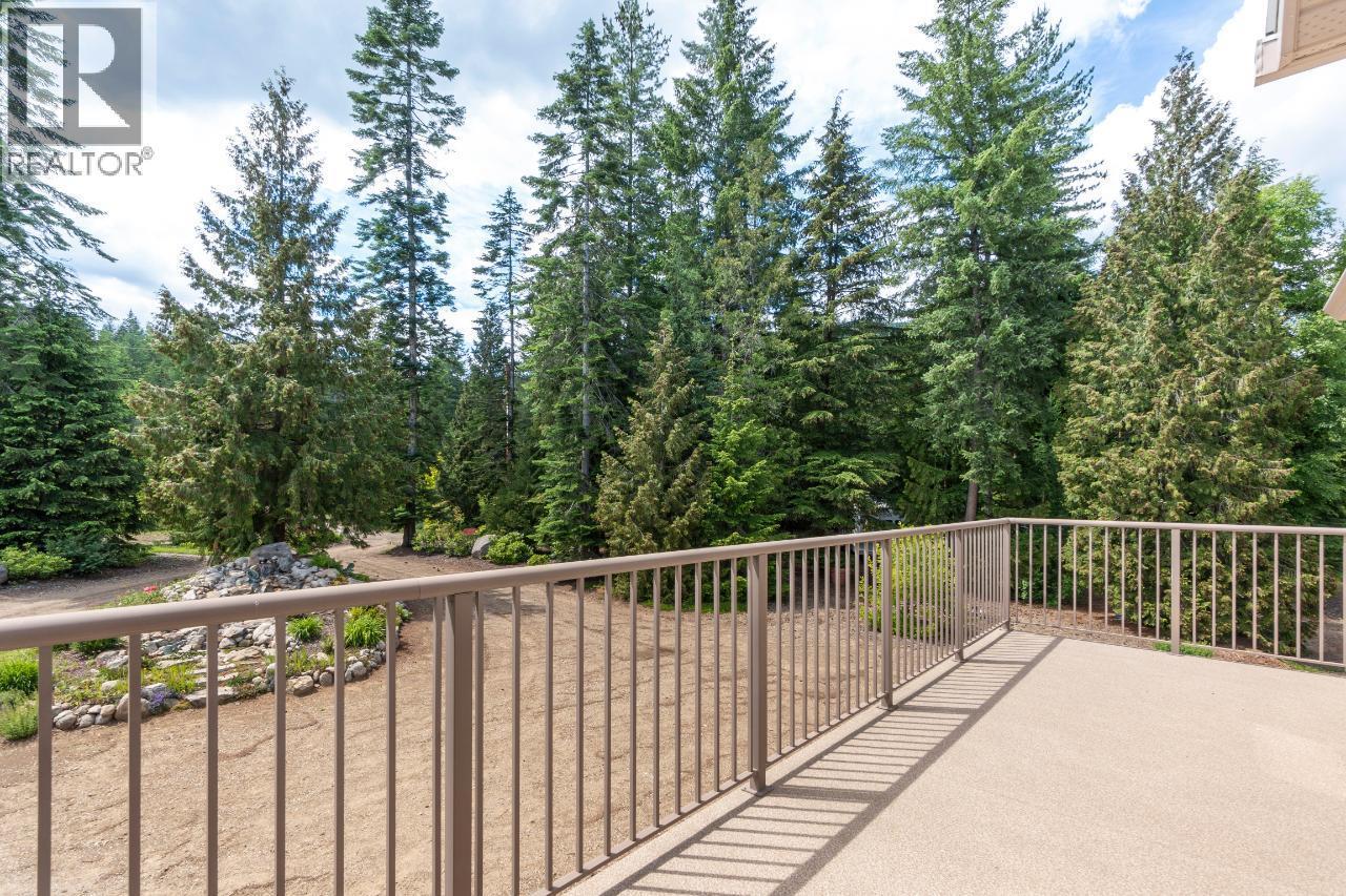 1480 Nighthawk Drive, Castlegar, BC - Outdoor