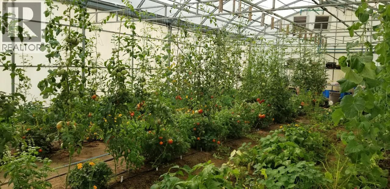 1480 Nighthawk Drive, Castlegar, BC - Outdoor