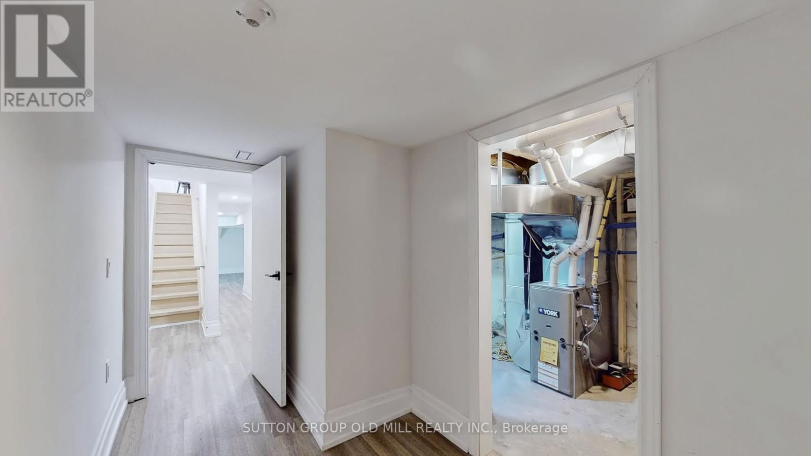 59 Shirley Street, Toronto, ON - Indoor Photo Showing Other Room