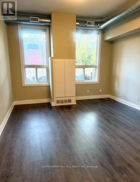 1B - 259 Gerrard Street E, Toronto, ON - Indoor Photo Showing Other Room