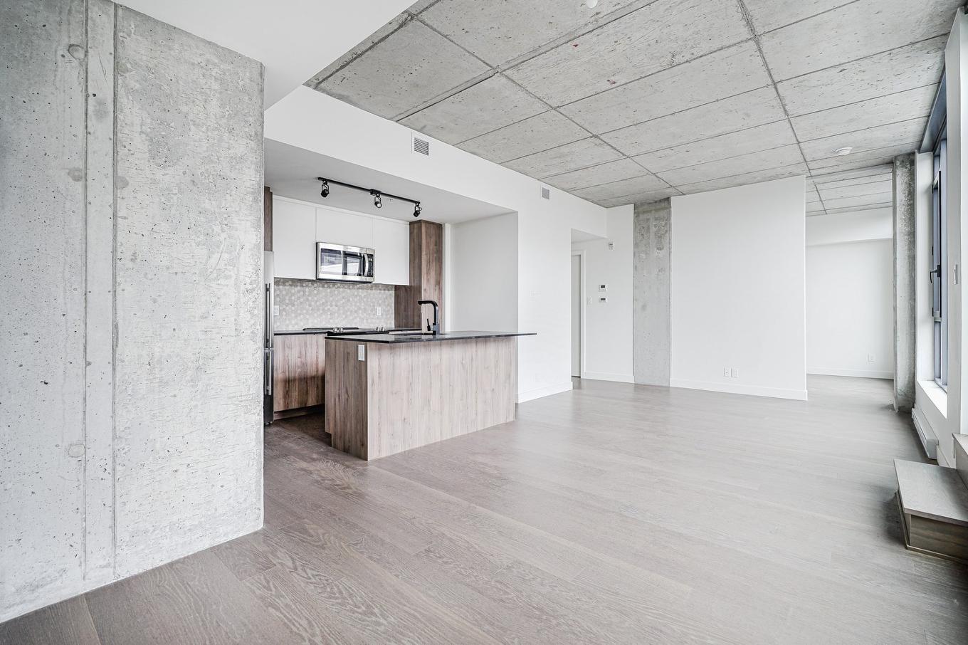 Salle à manger - 224-200 Boul. Marcel-Laurin, Montréal (Saint-Laurent), QC - Indoor Photo Showing Kitchen