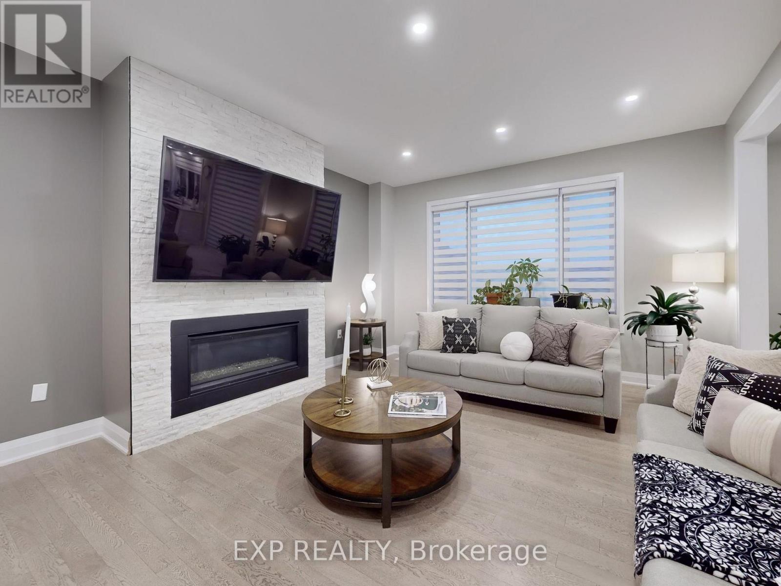 59 Lipscott Drive, Caledon, ON - Indoor Photo Showing Living Room With Fireplace