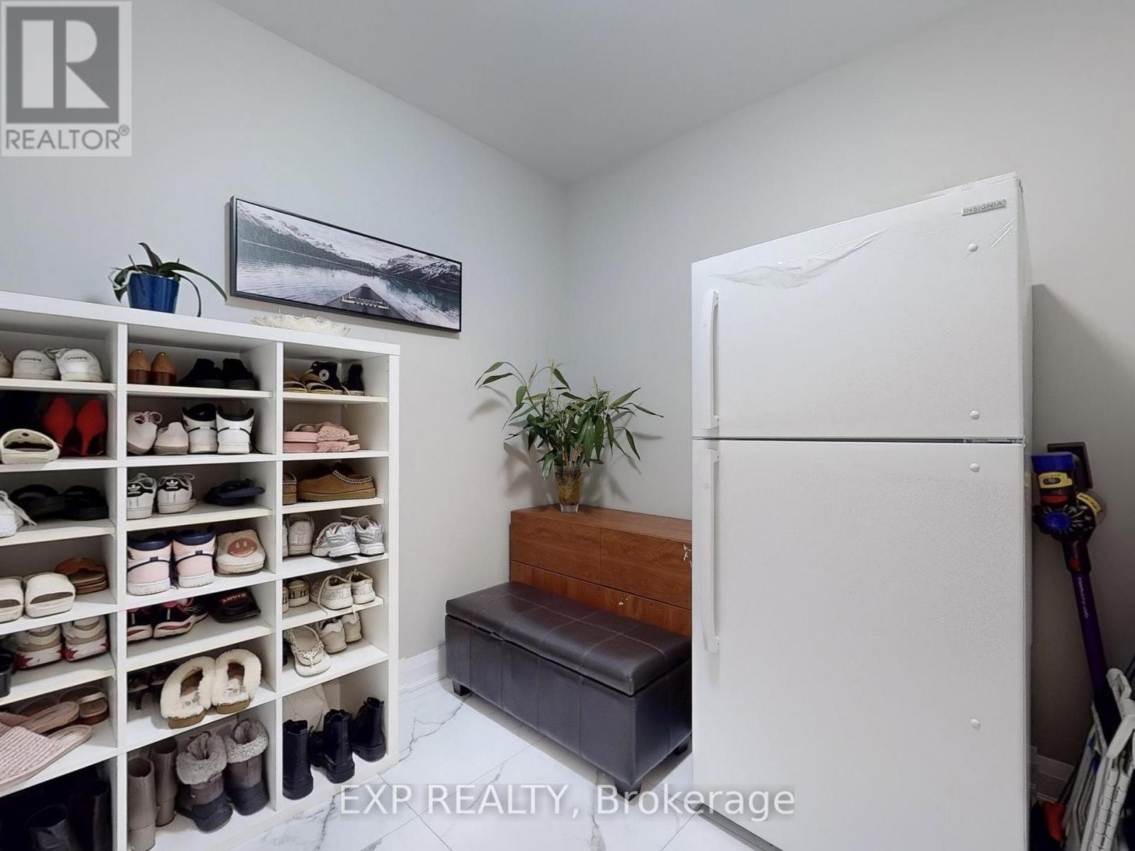 59 Lipscott Drive, Caledon, ON - Indoor Photo Showing Other Room