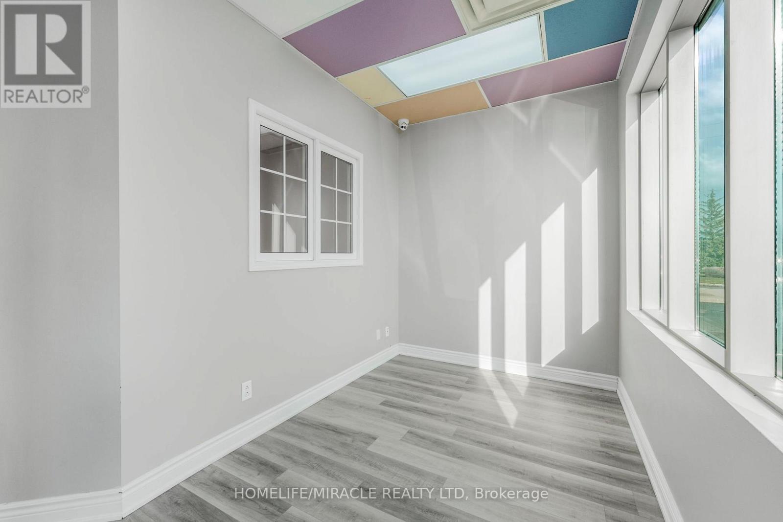 Reception Area - 112 - 2 Automatic Drive, Brampton, ON