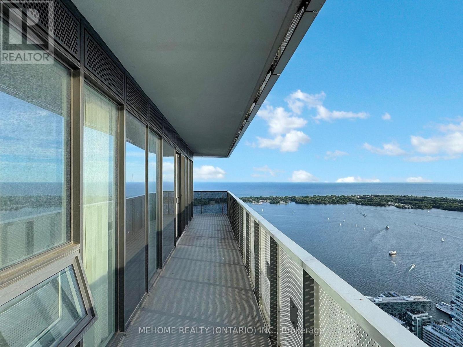 7309 - 138 Downes Street, Toronto, ON - Outdoor With Body Of Water With Balcony With View With Exterior