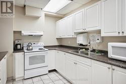 Party/Meeting Room Kitchen -