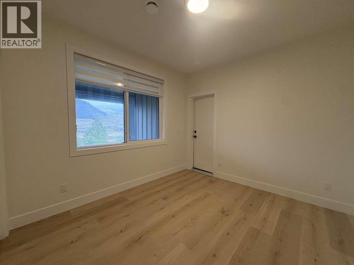 2140 Montenegro Drive, Kelowna, BC - Indoor Photo Showing Other Room