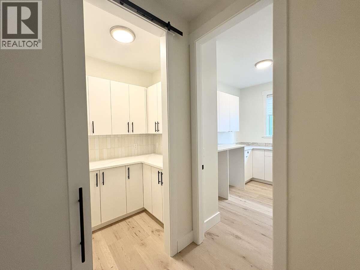 2140 Montenegro Drive, Kelowna, BC - Indoor Photo Showing Other Room