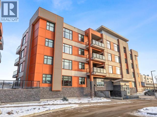405-38 Waterfront Place, Whitehorse, YT - Outdoor With Balcony