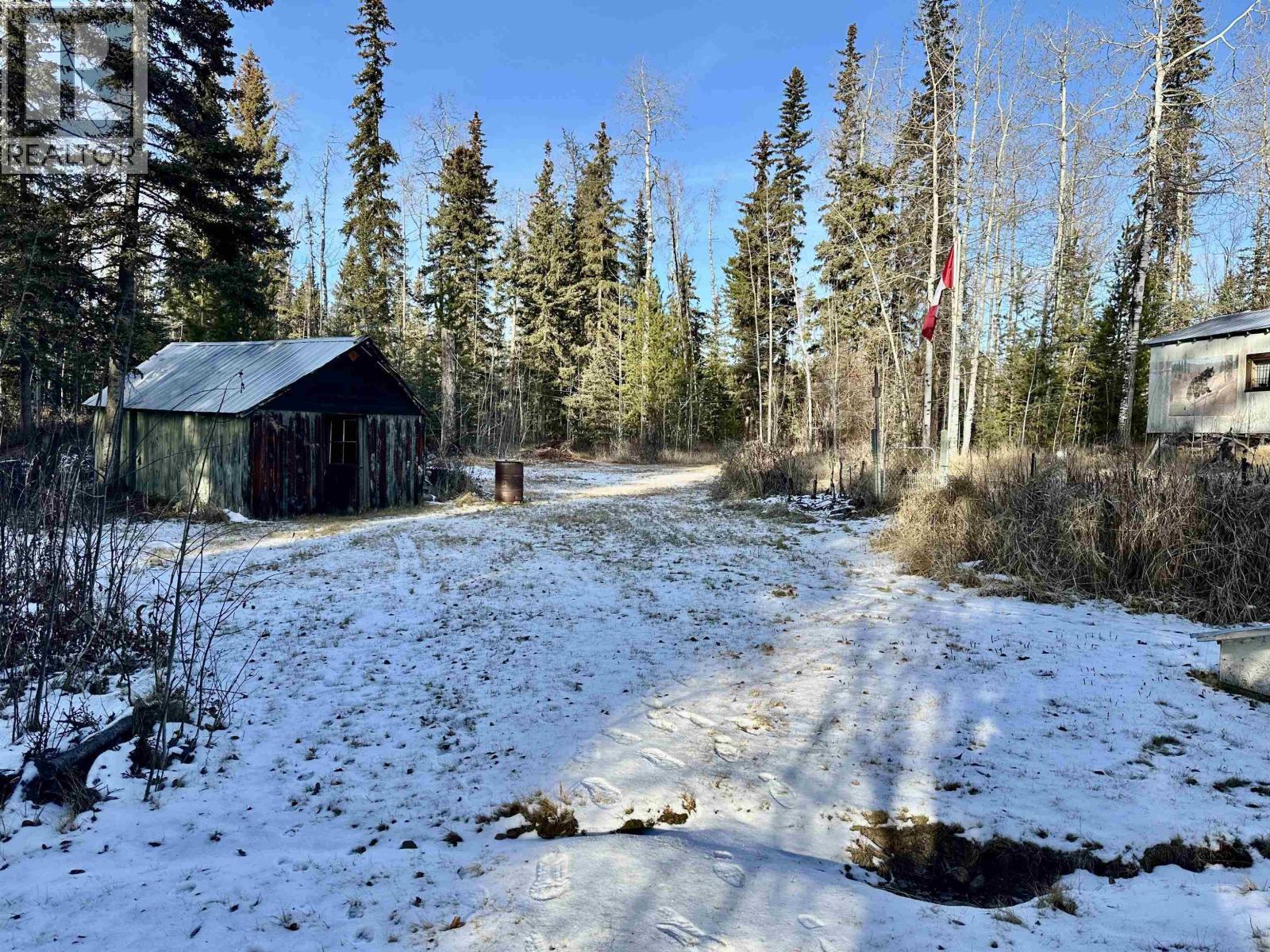 6808 Stokes Road, 100 Mile House, BC - Outdoor