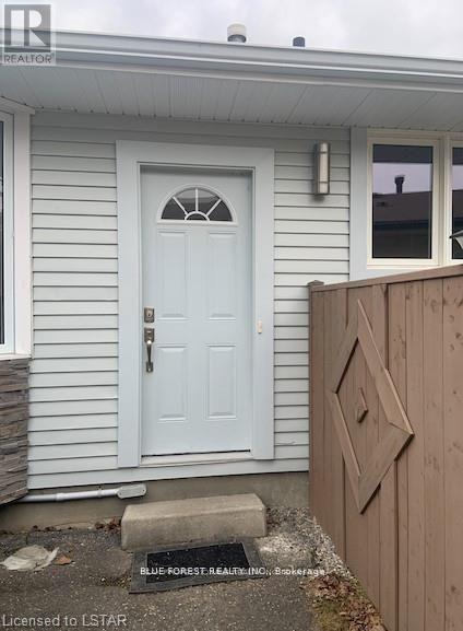 19 Constable Lower Street, London North (North I), ON - Outdoor With Exterior