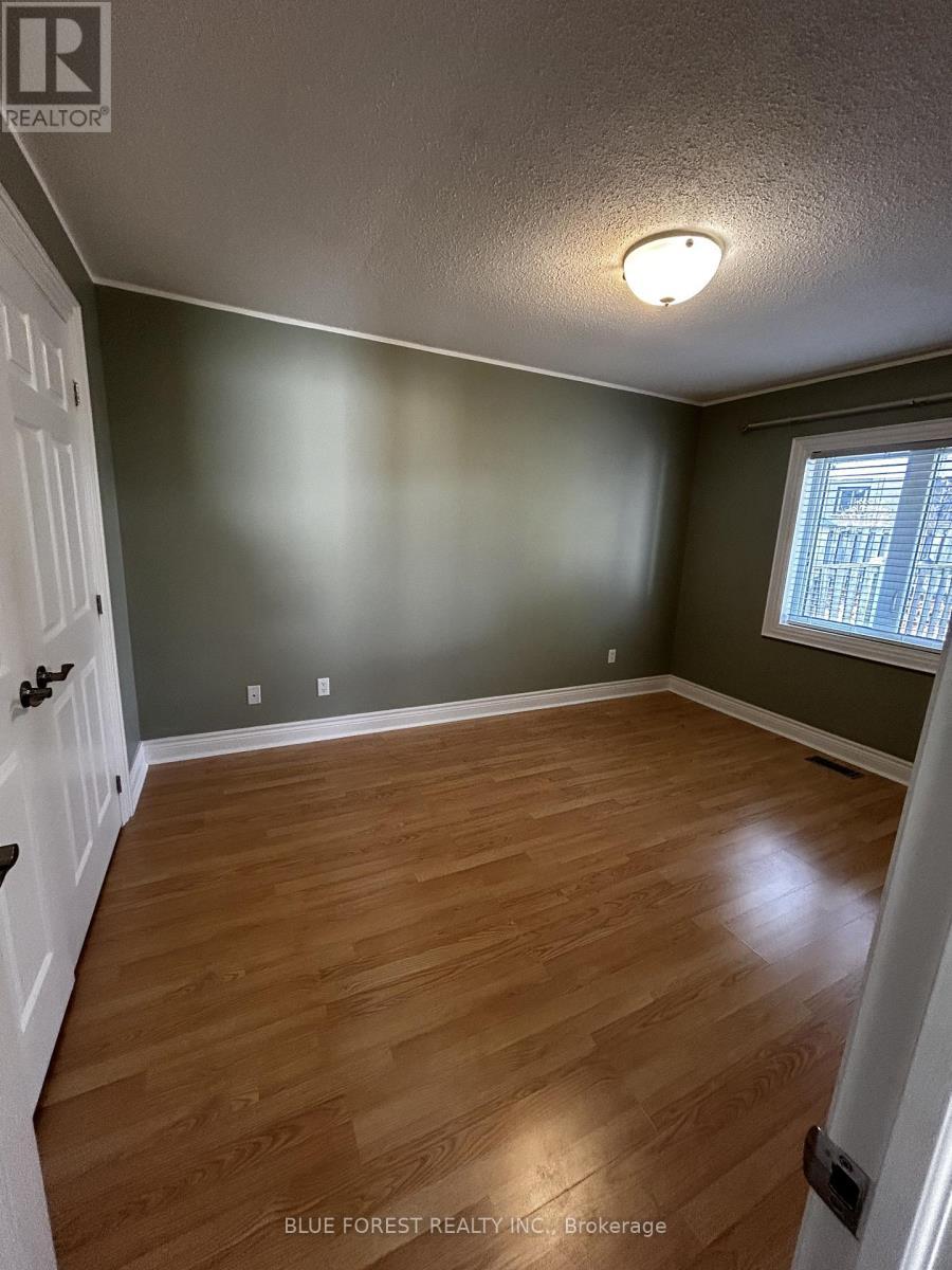 19 Constable Upper Street, London North (North I), ON - Indoor Photo Showing Other Room