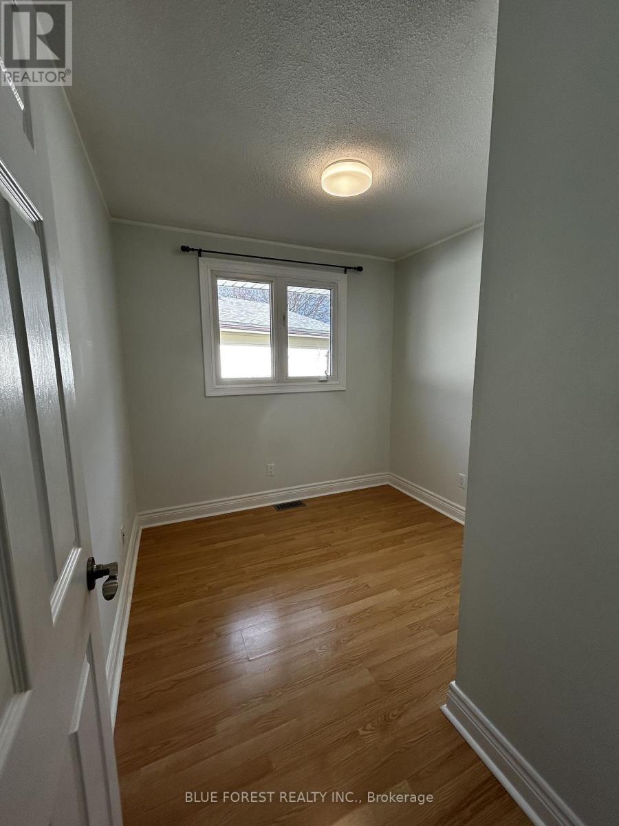 19 Constable Upper Street, London North (North I), ON - Indoor Photo Showing Other Room