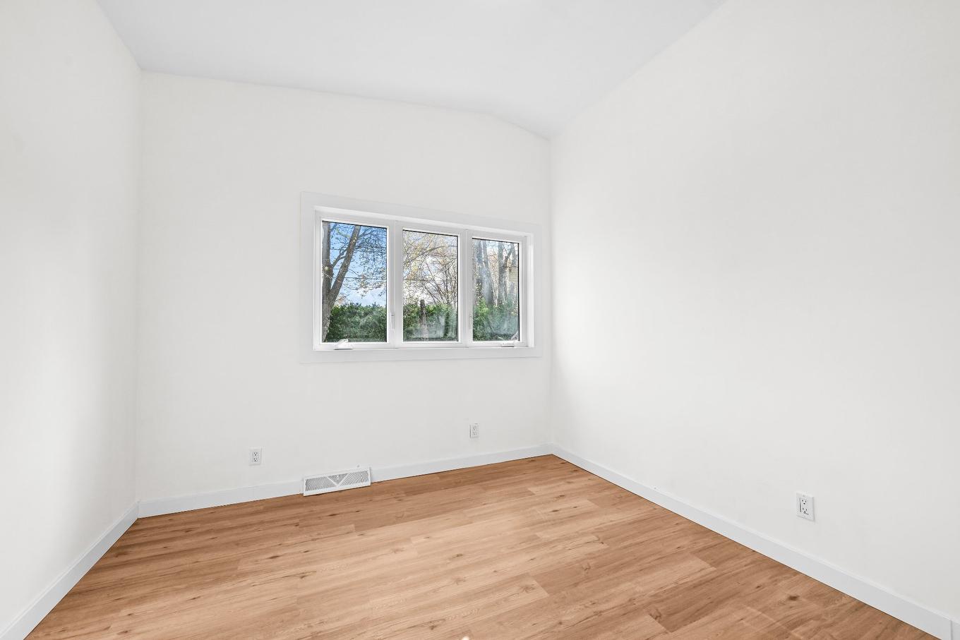 Chambre à coucher - 1488 Boul. Lebel, Chambly, QC - Indoor Photo Showing Other Room