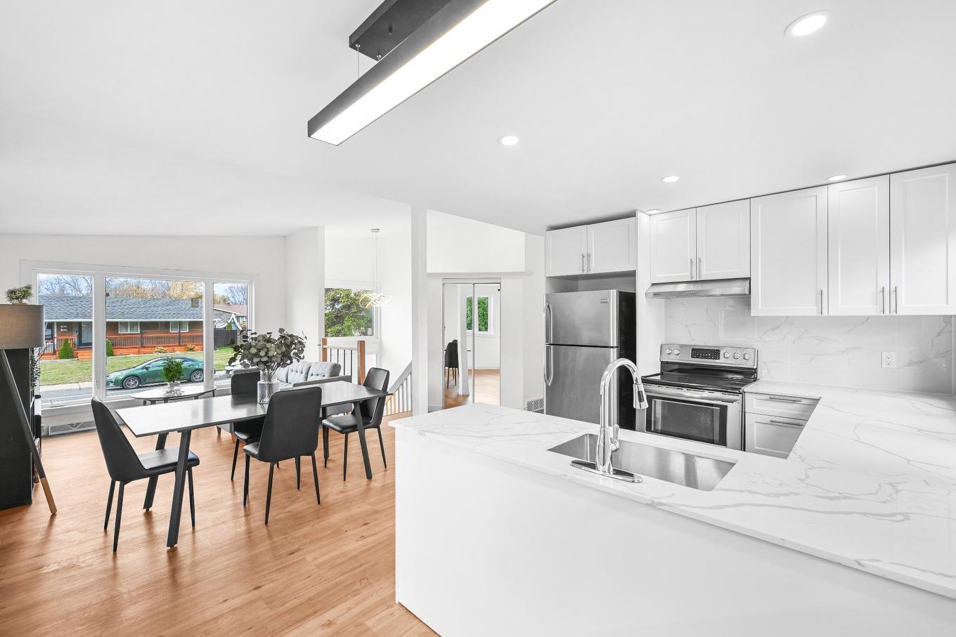 Cuisine - 1488 Boul. Lebel, Chambly, QC - Indoor Photo Showing Other Room