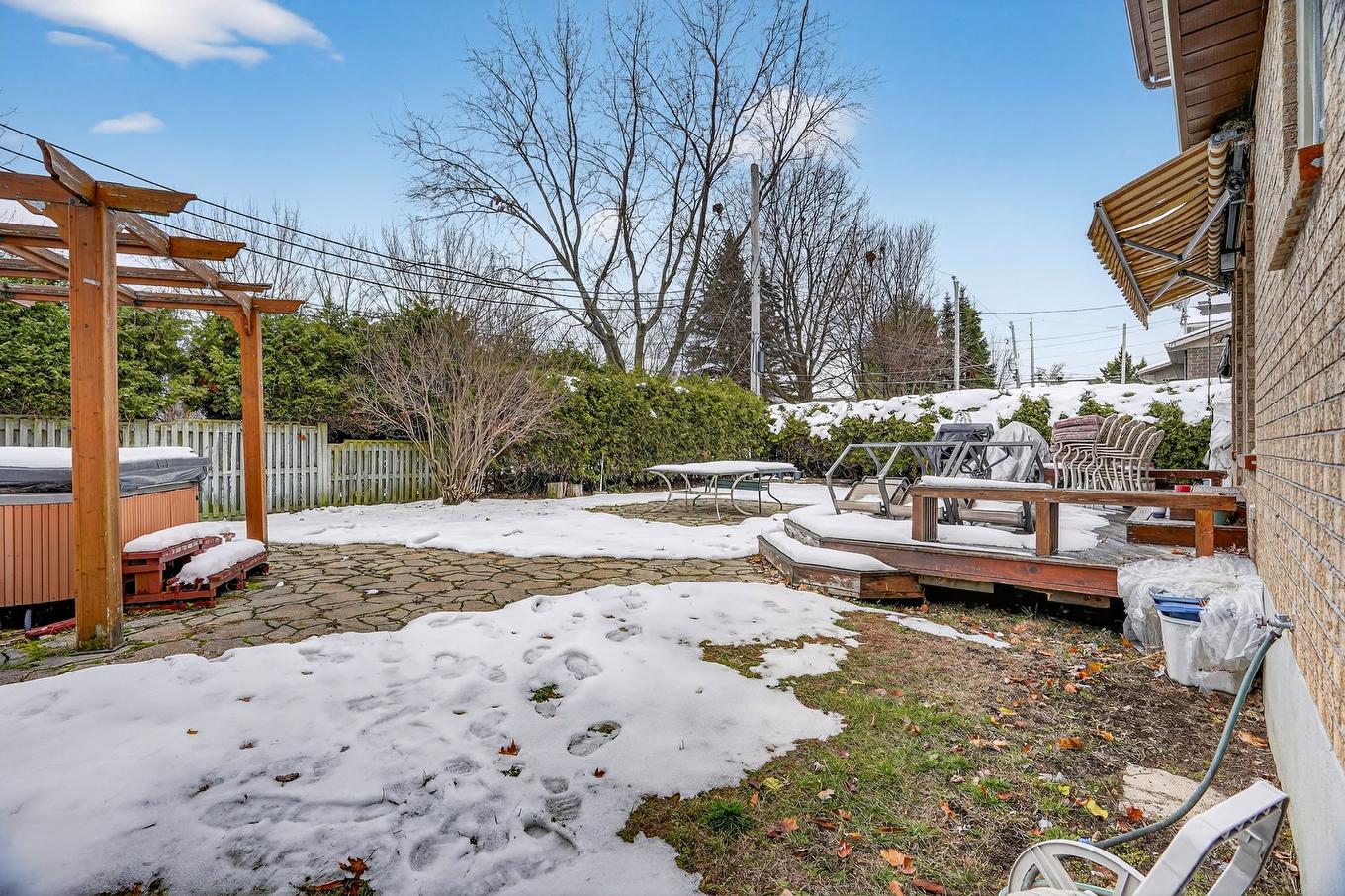 Cour - 560 Rue Maugue, Montréal (L'Île-Bizard/Sainte-Geneviève), QC - Outdoor