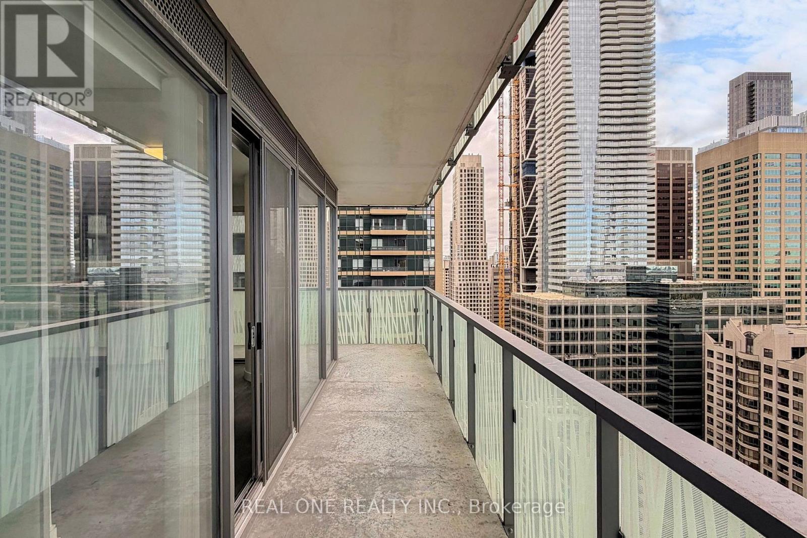 2510 - 50 Charles Street E, Toronto, ON - Outdoor