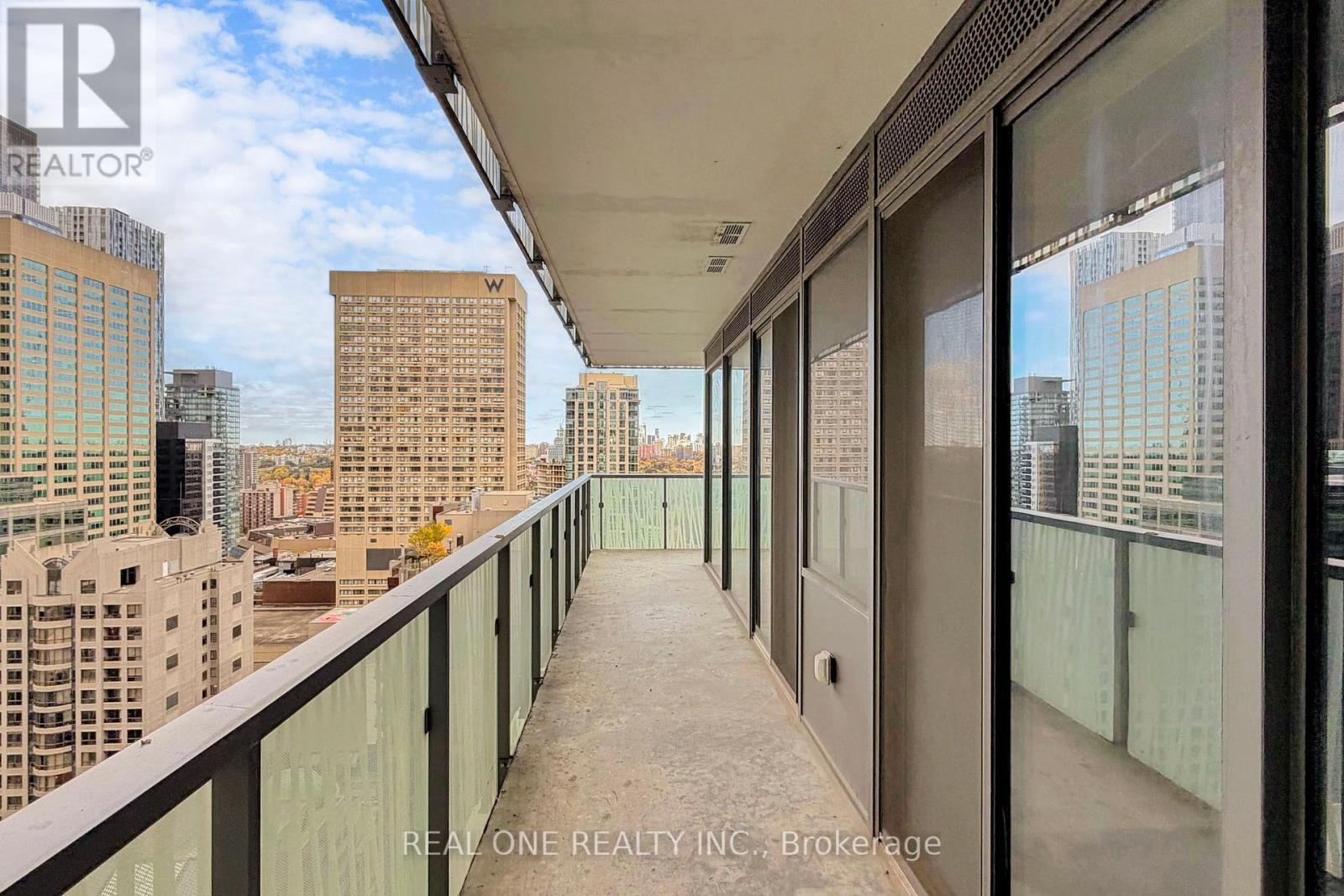 2510 - 50 Charles Street E, Toronto, ON - Outdoor With Exterior