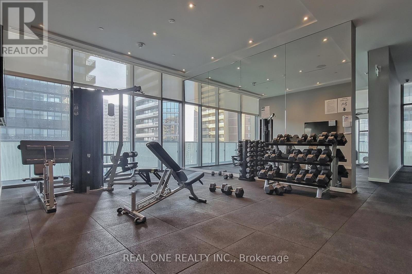 2510 - 50 Charles Street E, Toronto, ON - Indoor Photo Showing Gym Room