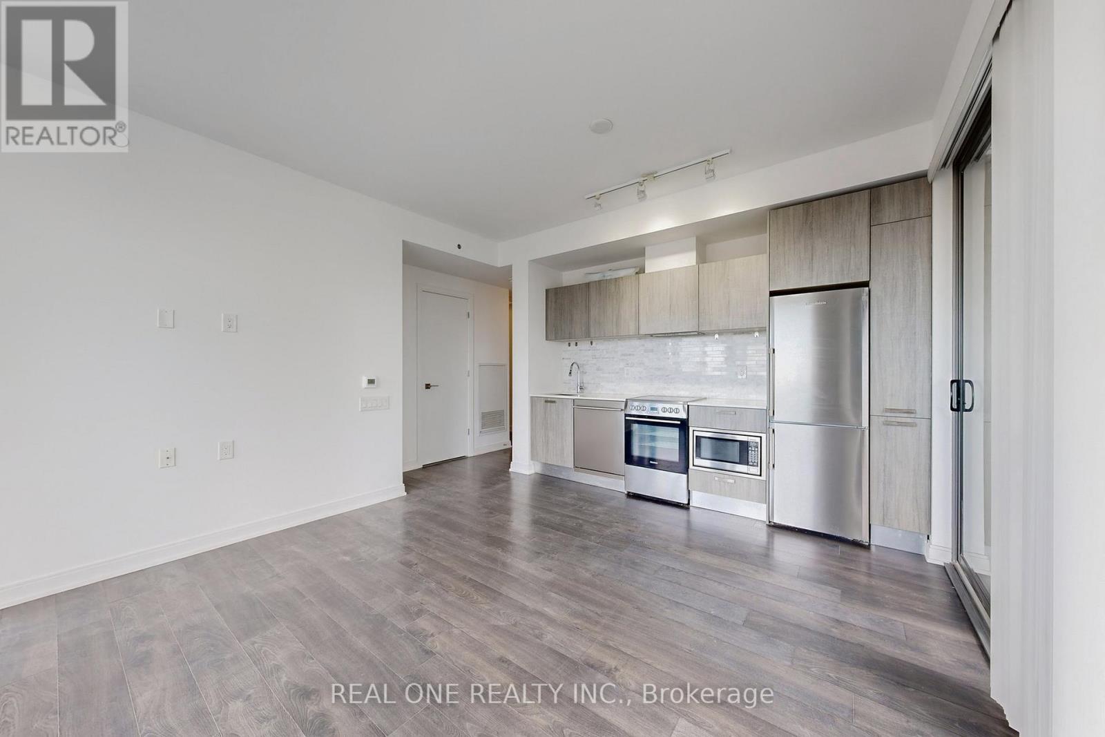 2510 - 50 Charles Street E, Toronto, ON - Indoor Photo Showing Kitchen
