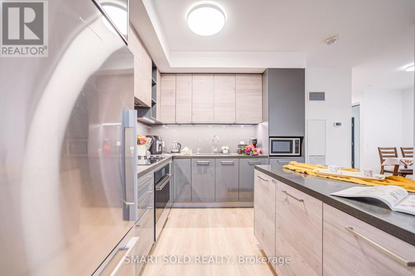 A 208 - 38 Gandhi Lane, Markham, ON - Indoor Photo Showing Kitchen