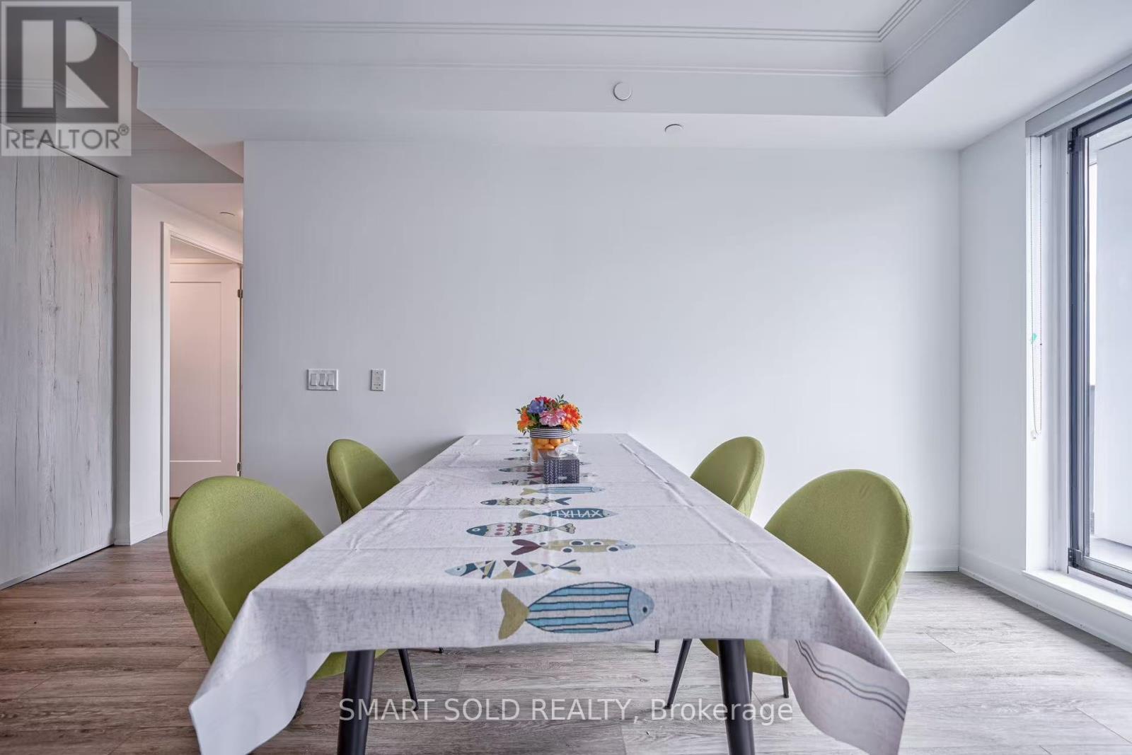 C 2701 - 8 Water Walk Drive, Markham, ON - Indoor Photo Showing Dining Room