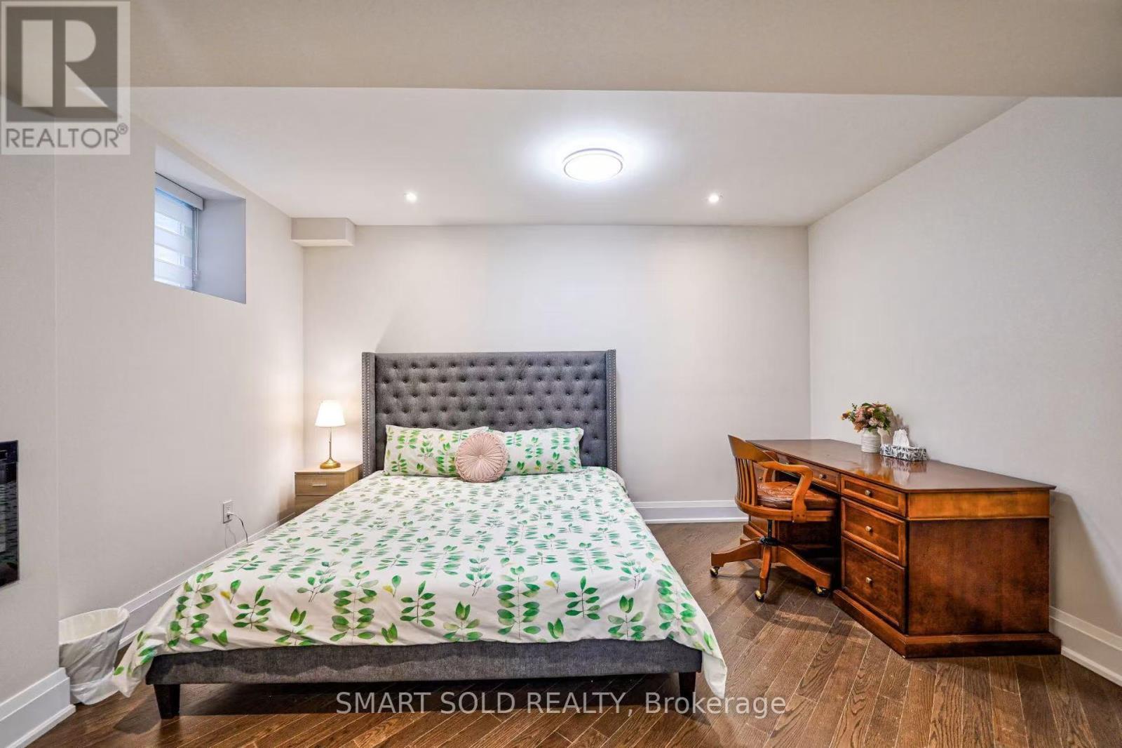 Rma Bsm - 133 Hillsview Drive, Richmond Hill, ON - Indoor Photo Showing Bedroom