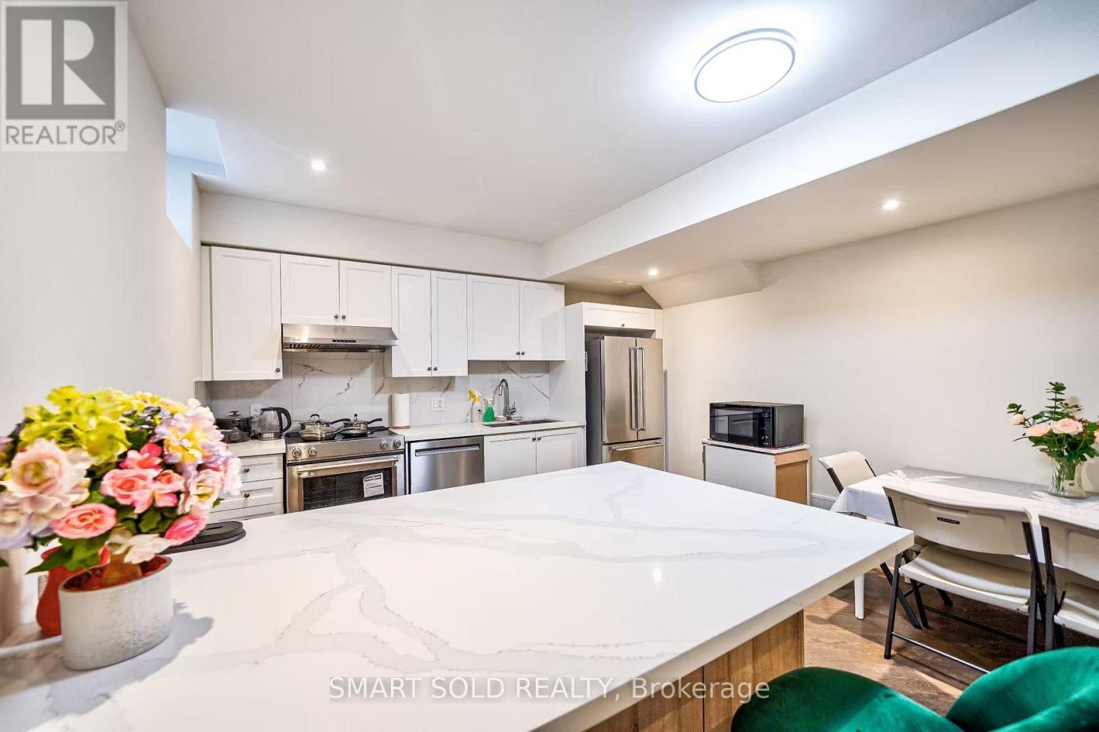 Rma Bsm - 133 Hillsview Drive, Richmond Hill, ON - Indoor