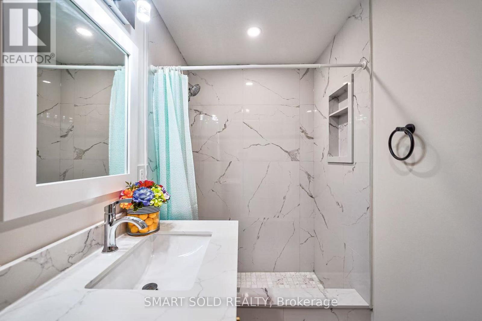 Rma Bsm - 133 Hillsview Drive, Richmond Hill, ON - Indoor Photo Showing Bathroom