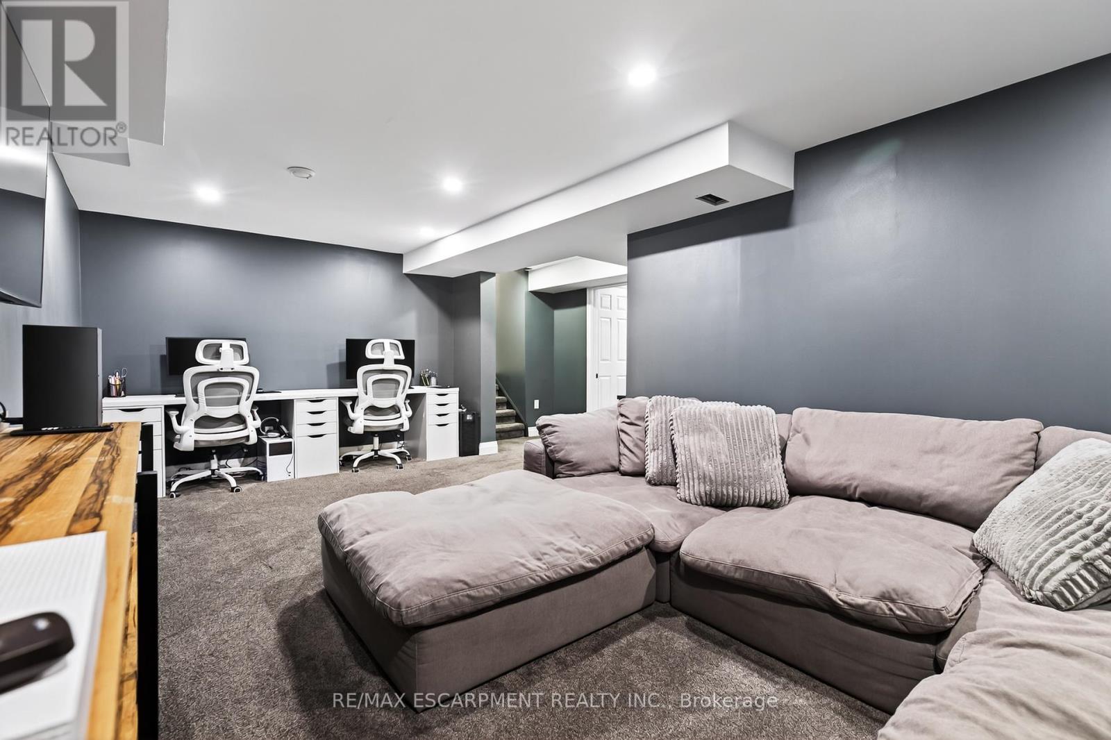 7 Waterside Drive, Hamilton, ON - Indoor