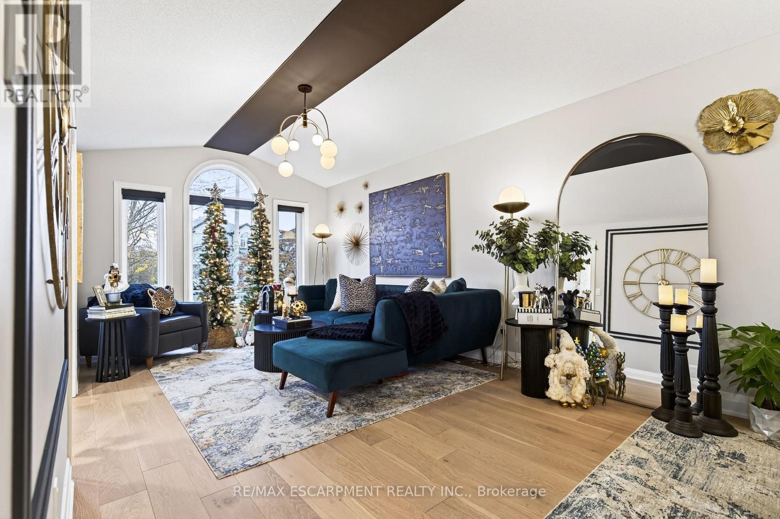 7 Waterside Drive, Hamilton, ON - Indoor Photo Showing Other Room