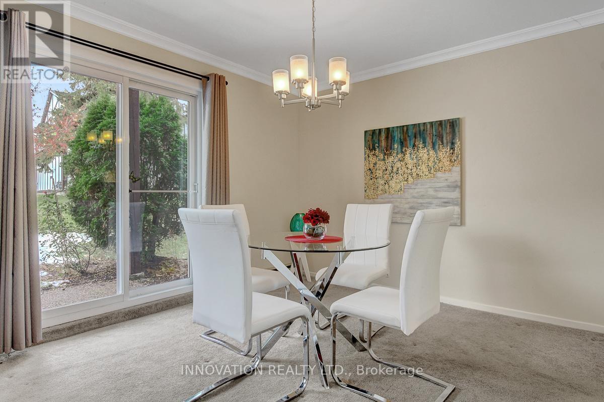 B - 216 Equestrian Drive, Ottawa, ON - Indoor Photo Showing Dining Room