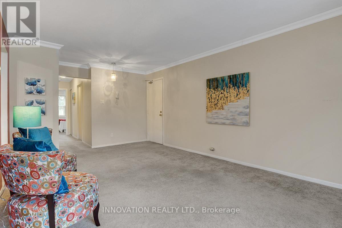 B - 216 Equestrian Drive, Ottawa, ON - Indoor Photo Showing Other Room